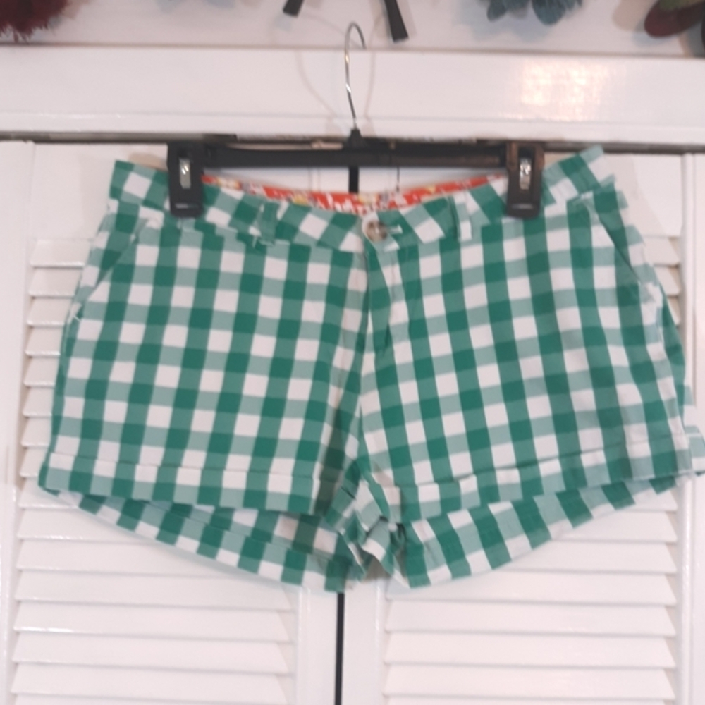 Johnnie B Boden plaid cuff shorts sz 32 *H